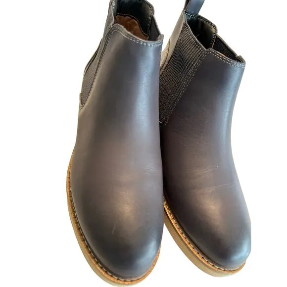 SoftWalk Wildwood Women's Grey Leather Chelsea Boot Size 8 M Comfortable Wedge