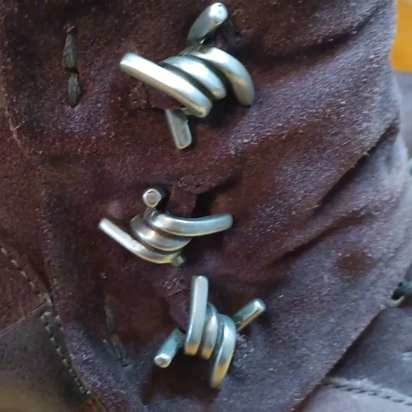 Sommerkind purple barbed wire boots size 39