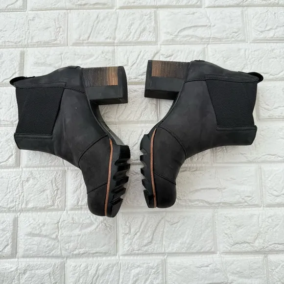 SOREL Addington Chelsea Boots Waterproof Leather Block Heels Black Size 7