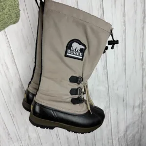Sorel Beige and Black Winter Boots