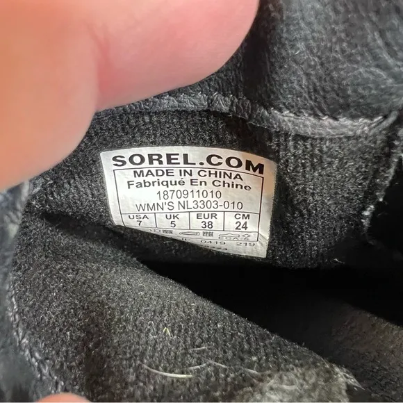 Sorel Blake black leather waterproof block heel boots size 7
