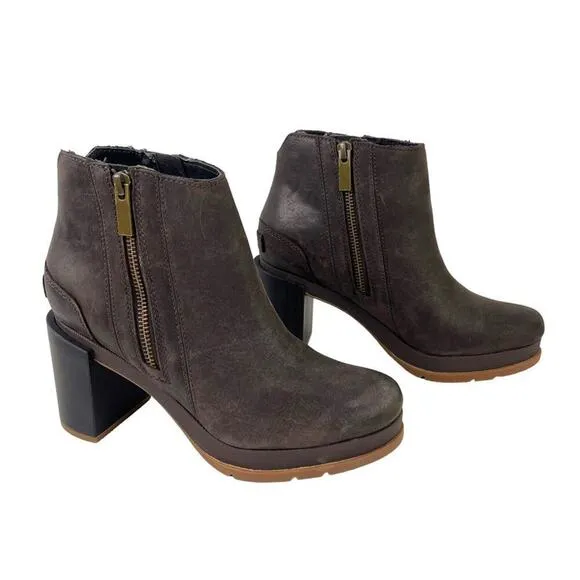 Sorel Blake Distressed Ankle Waterproof Leather Boots in Blackened Brown Size 7