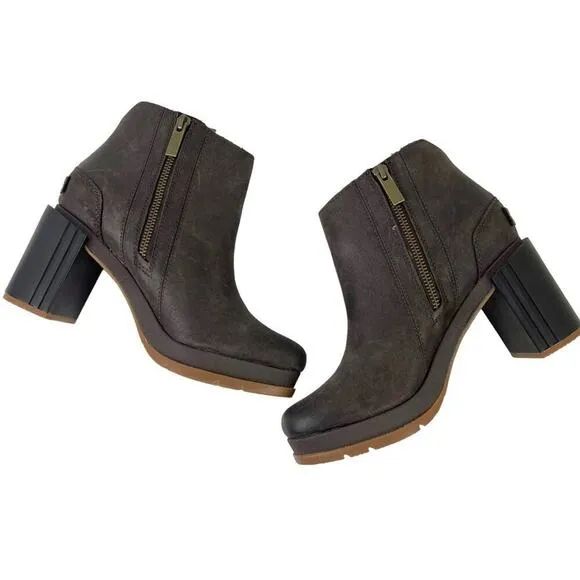 Sorel Blake Distressed Ankle Waterproof Leather Boots in Blackened Brown Size 7