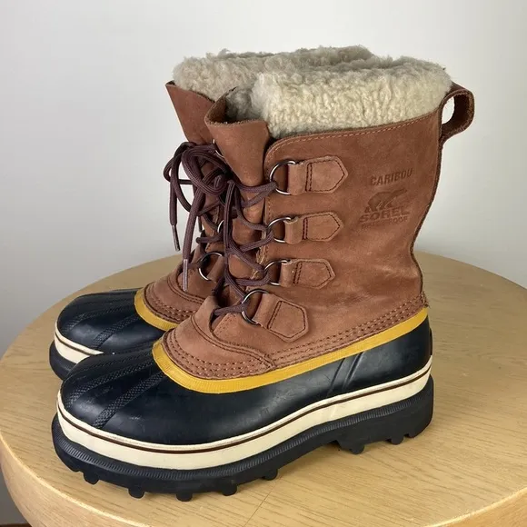 Sorel Caribou Women's 8 Winter Snow Boot Outdoors Comfortable Classic Faux Fur