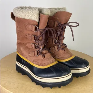 Sorel Caribou Women's 8 Winter Snow Boot Outdoors Comfortable Classic Faux Fur