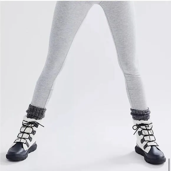 Sorel Explorer II Joan Cozy Boots Size 9