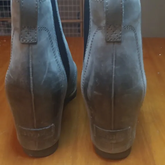 Sorel Gray Women's Ankle Boots Size 8.5