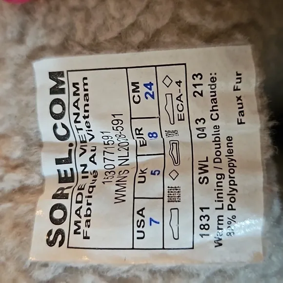 Sorel herringbone pattern waterproof boots size 7