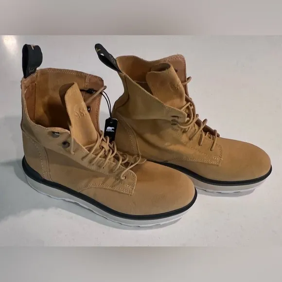 Sorel Hi Line Platform Combat Boots Geo Yellow size 10 new