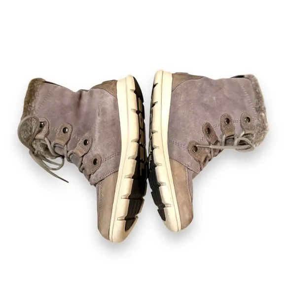 Sorel Joan Explorer Shearling Faux Fur Lace Up Gray Leather Booties Sz‎ 9