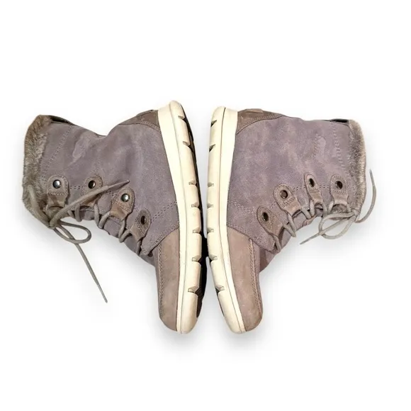 Sorel Joan Explorer Shearling Faux Fur Lace Up Gray Leather Booties Sz‎ 9