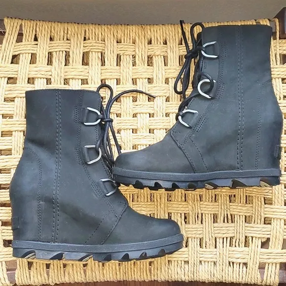 Sorel Joan of Arctic II Waterproof Wedge Boot Women's Size 6
