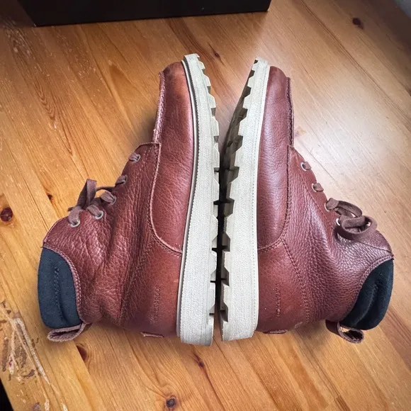 Sorel madson ll moc toe brown waterproof boots size 8.5