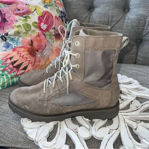 Sorel Men’s Ankle Boots 8