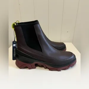 Sorel  NWT Waterproof Chukka Boots rain boots size 10 brown red black