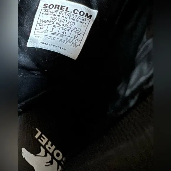 Sorel  NWT Waterproof Chukka Boots rain boots size 10 brown red black