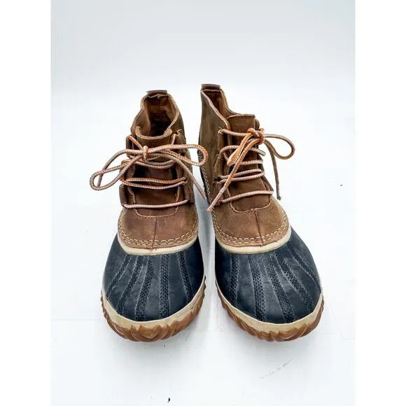 Sorel Out N About Leather Waterproof Duck Boots Size 7.5
