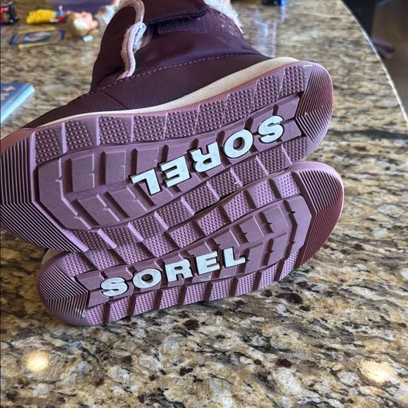 Sorel Purple Winter Boots with Faux Fur