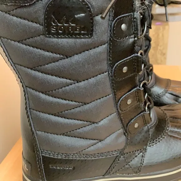 Sorel Tofino II CVS Black Waterproof Boot - New