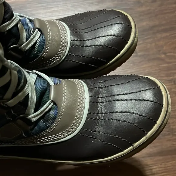 SOREL Trivoli Plaid 18131 Waterproof RubberSole Boots Size 7.5 Warm Lining Flaws