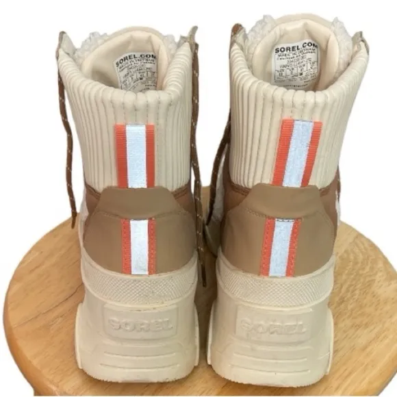Sorel Women’s Brex Cozy Lace Waterproof Boots Size 10