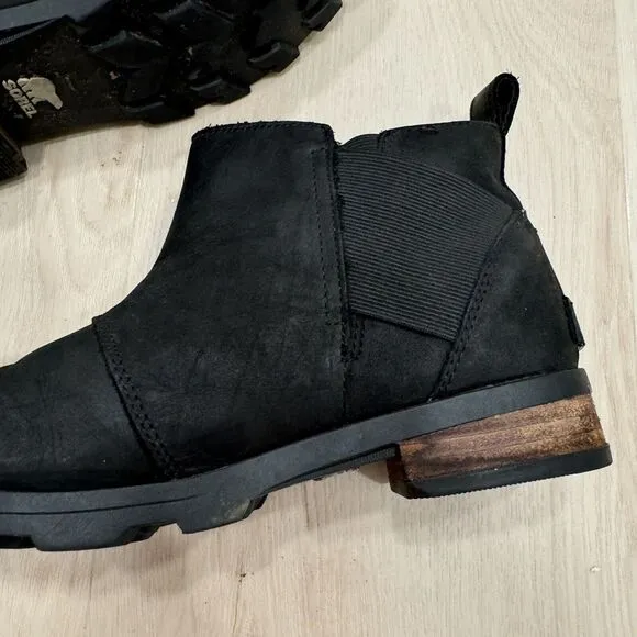 Sorel Women's Emelie Chelsea Black Leather Boots Size‎ 7.5 Ankle