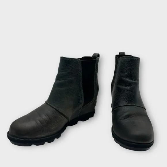 Sorel Women's Joan of Arctic Wedge Il Chelsea Boots Leather Quarry Size 7.5 Nice