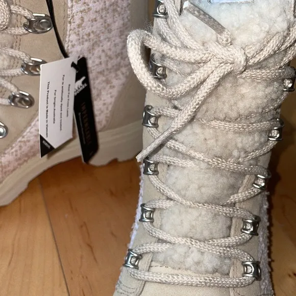 Sorel Women's Lennox Lace cozy WP lamb shearling lace up boots cream 7 N…