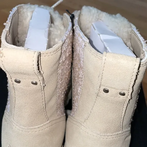 Sorel Women's Lennox Lace cozy WP lamb shearling lace up boots cream 7 N…