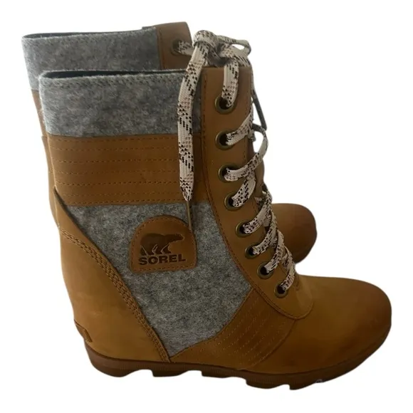 Sorel Women's Lexie Tan and Gray Lace-Up Wedge Boots 9