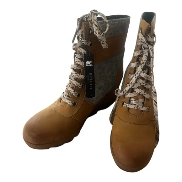 Sorel Women's Lexie Tan and Gray Lace-Up Wedge Boots 9