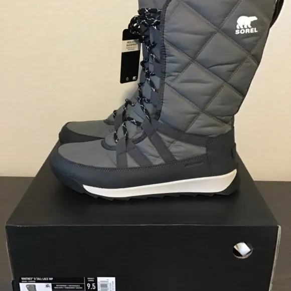 SOREL Women's Whitney II Lace Cold-Weather Boots, size 9.5