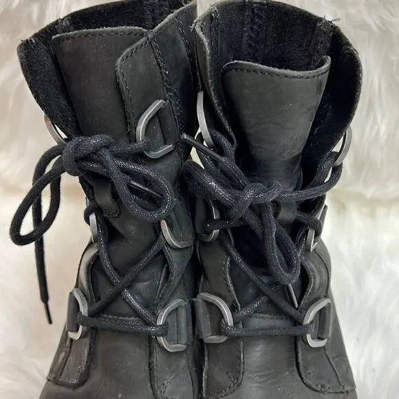 Sorel Joan of arctic wedge boots size 7.5 A7