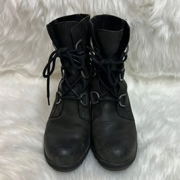 Sorel Joan of arctic wedge boots size 7.5 A7