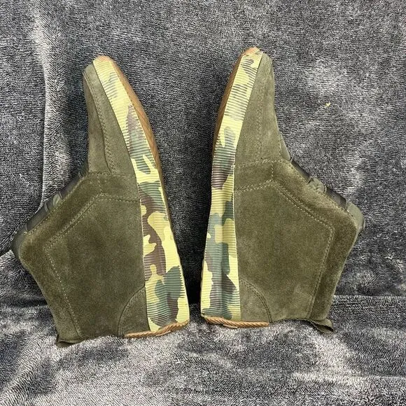 Sorel Out N About Plus Women's Size 10 Boots Mid Waterproof Alpine Tundra Camo