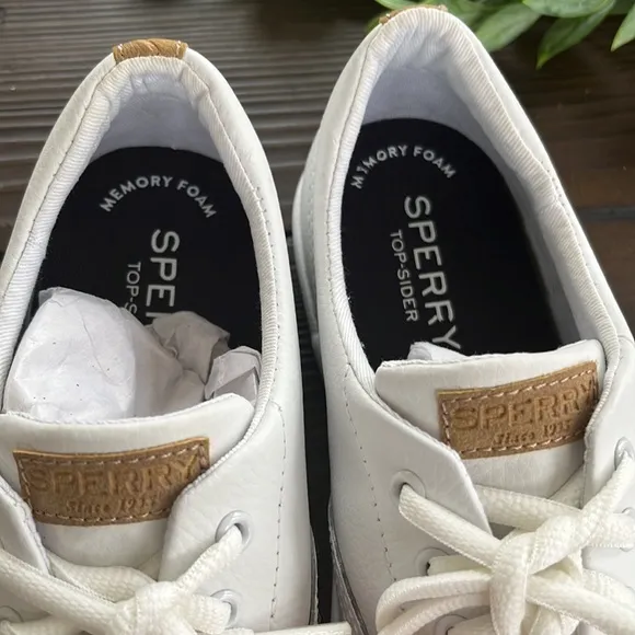 Sperry boys white leather sneaker