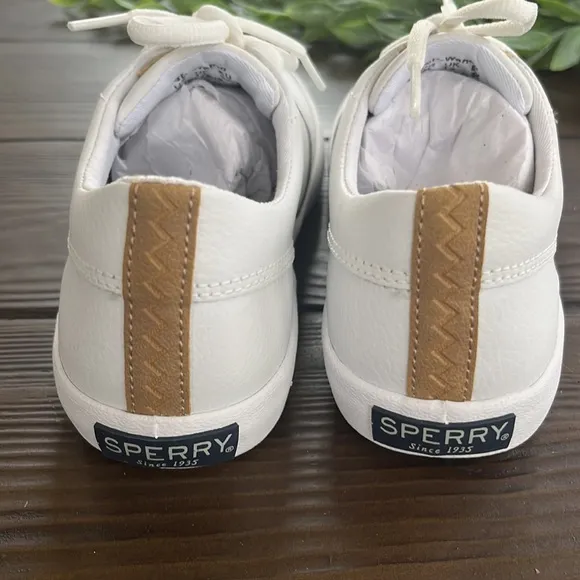 Sperry boys white leather sneaker