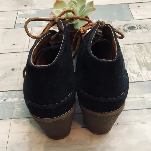 Sperry Stella Round Toe Wedge Ankle Boots