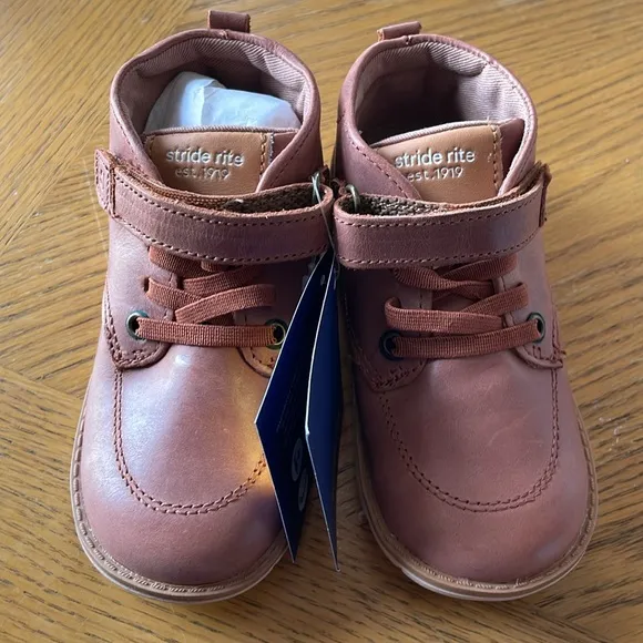 SRT Quinn Bootie by Stride Rite Size 8M Color- Sierra NEW IN BOX