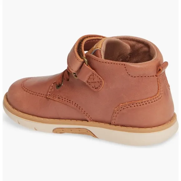 SRT Quinn Bootie by Stride Rite Size 8M Color- Sierra NEW IN BOX