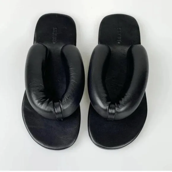 🔹Staud Rita sandals