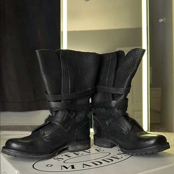 Steve Madden Black Boots