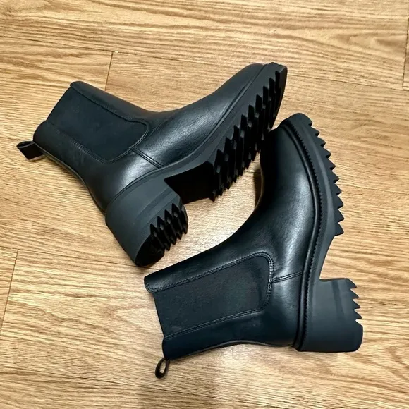 STEVE MADDEN leather black ankle boots