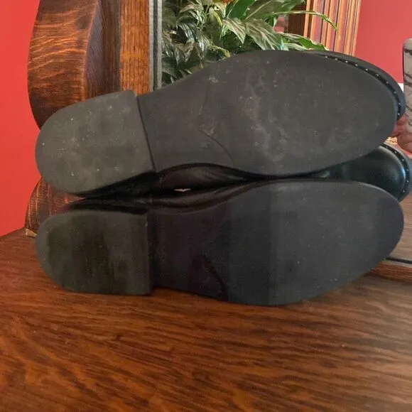 Steve Madden size 7, black leather ankle boots, with silver studs around bottom
