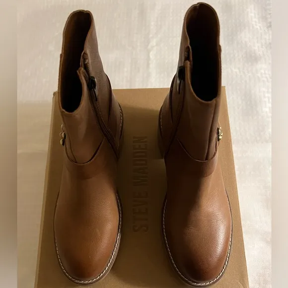 Steve Madden western ankle boots