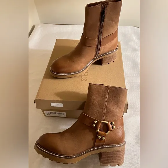 Steve Madden western ankle boots