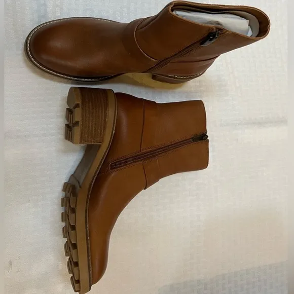 Steve Madden western ankle boots