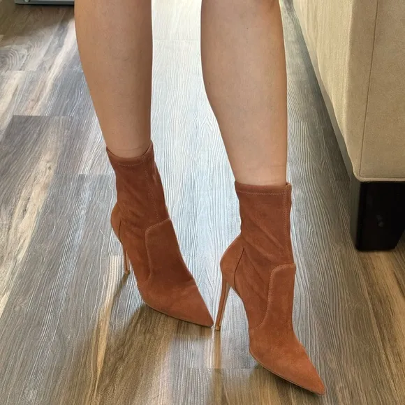 Stuart 100 Booties
