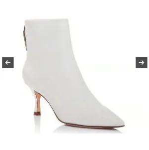 Stuart weitzman 10 of white ankle boots with zipper heels 2 inch