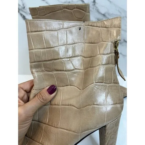 STUART WEITZMAN Beige CROC Embossed LEATHER Ankle Zip Heel BOOTS 8.5 Exotic Fall